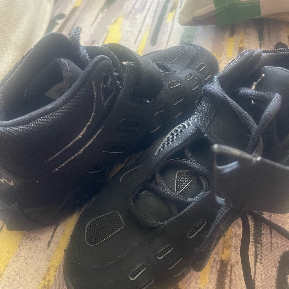 Jordan Black Sneakers